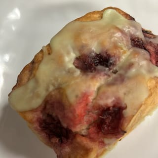 Scone (Strawberry Matcha)