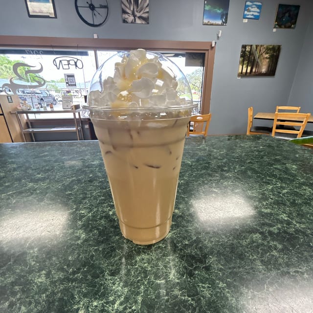 Fluffer Nutter (Hot or Iced).